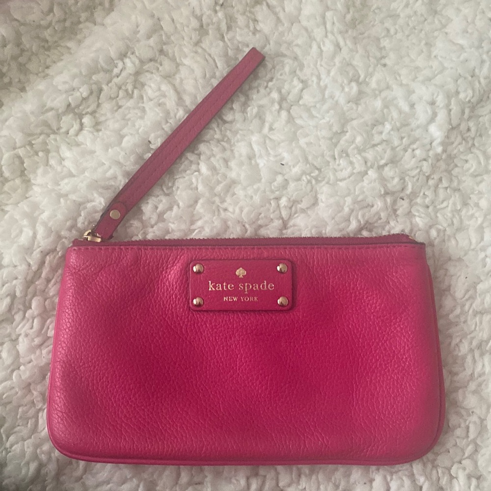 Authentic kate spade wristlet ♠️